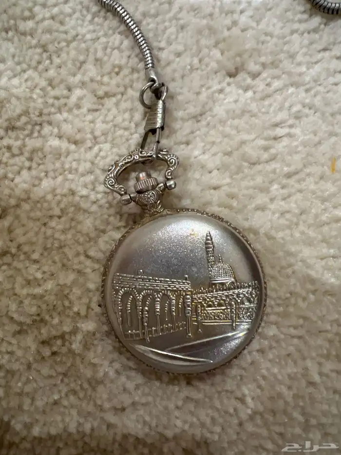 ساعة عمرها اكثر من 40 سنه من مكة المكرمه 3