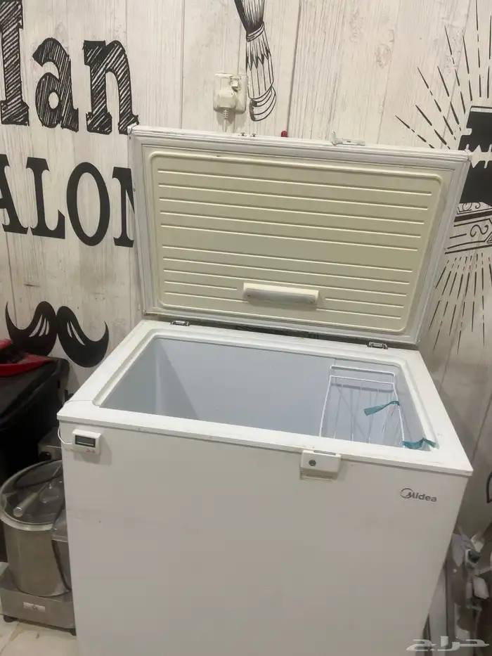 مطعم شاورما ومعجنات للبيع 2