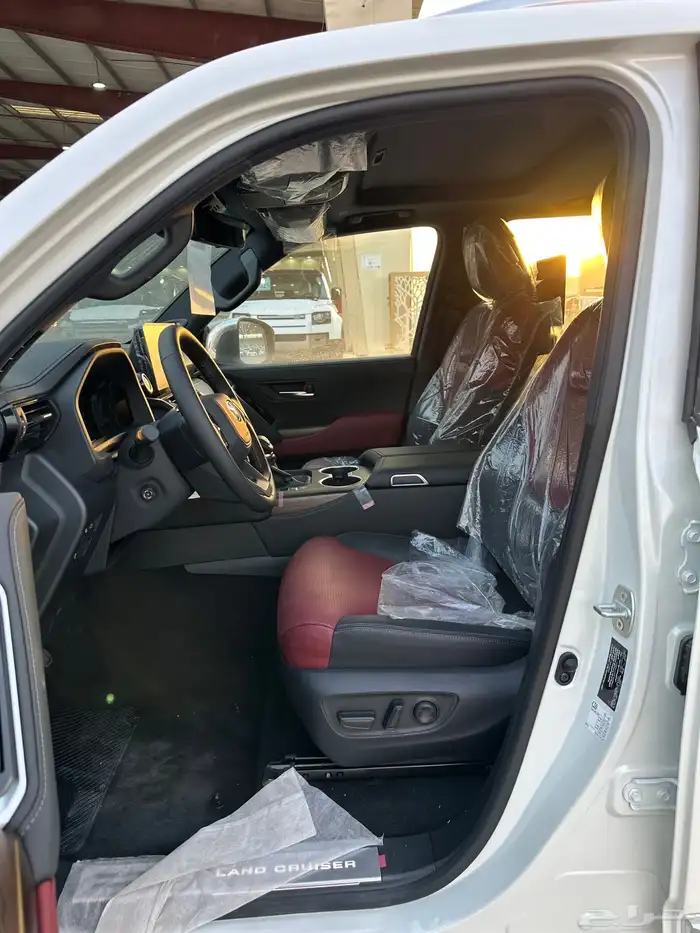 تويوتا لاندكروزرVX.S الموديل2025 فل كامل وارد الكويت 8