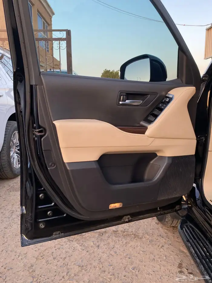 ( تم البيع ) تويوتا جكسار 2022 L4 وكالة نظيف جدا 12