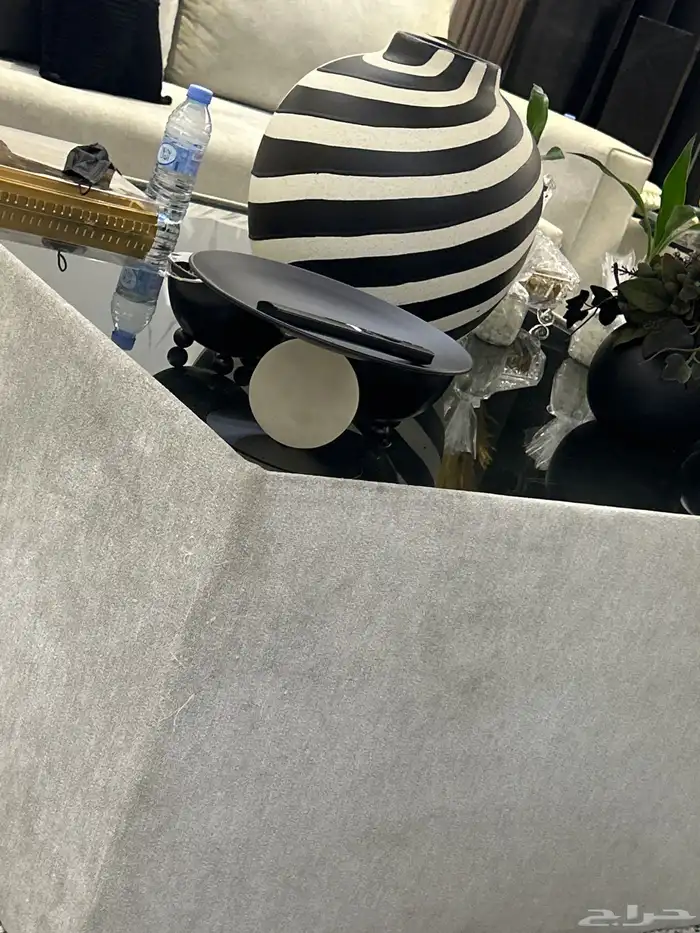 طاولة غرفة استقبال صولها 100 العرض 120 0