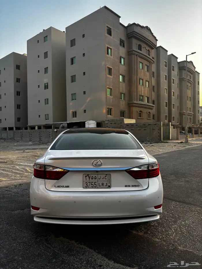 لكزس ES 350 شبه مخرن 25