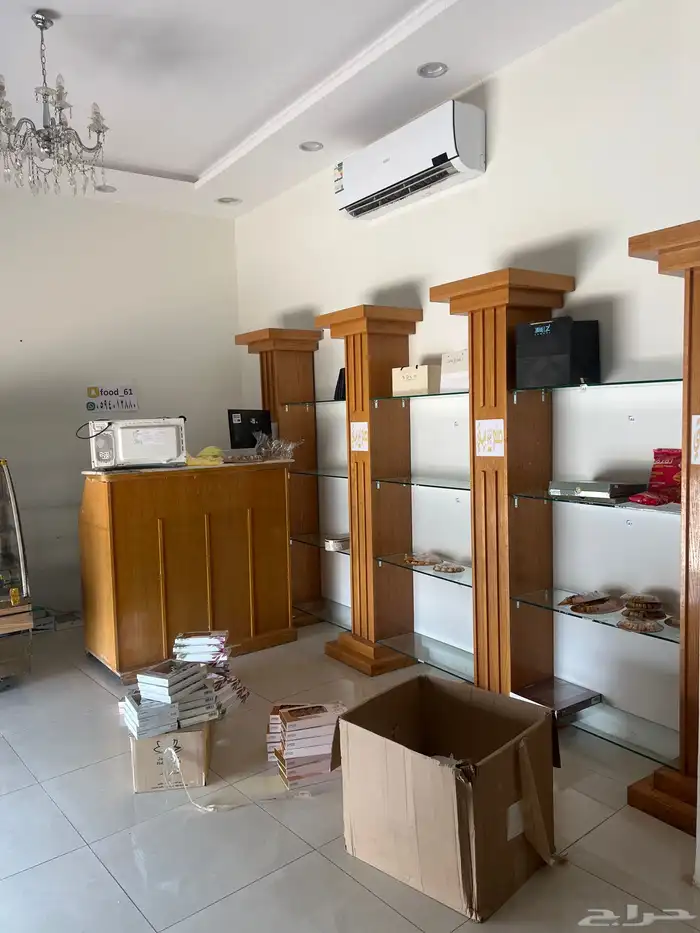 ارفف محل شبه جديده تصلح محل حلويات او عطاره  . 2