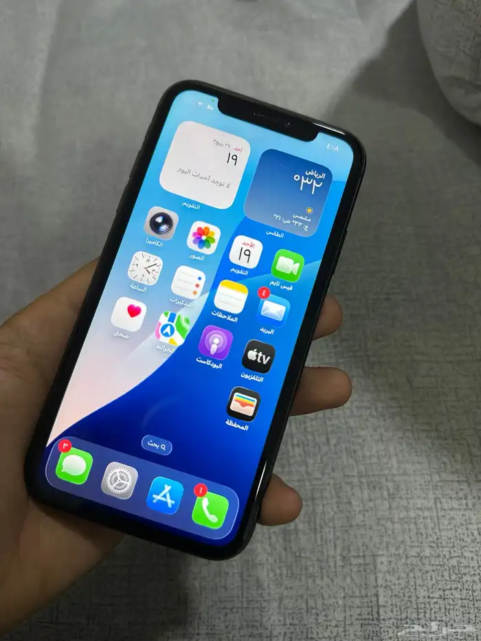 ايفون 11 اسود 0
