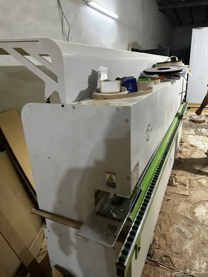 خدمات لصق شريط pvc وقص الواح وراوتر Cnc كمبيوتر 4