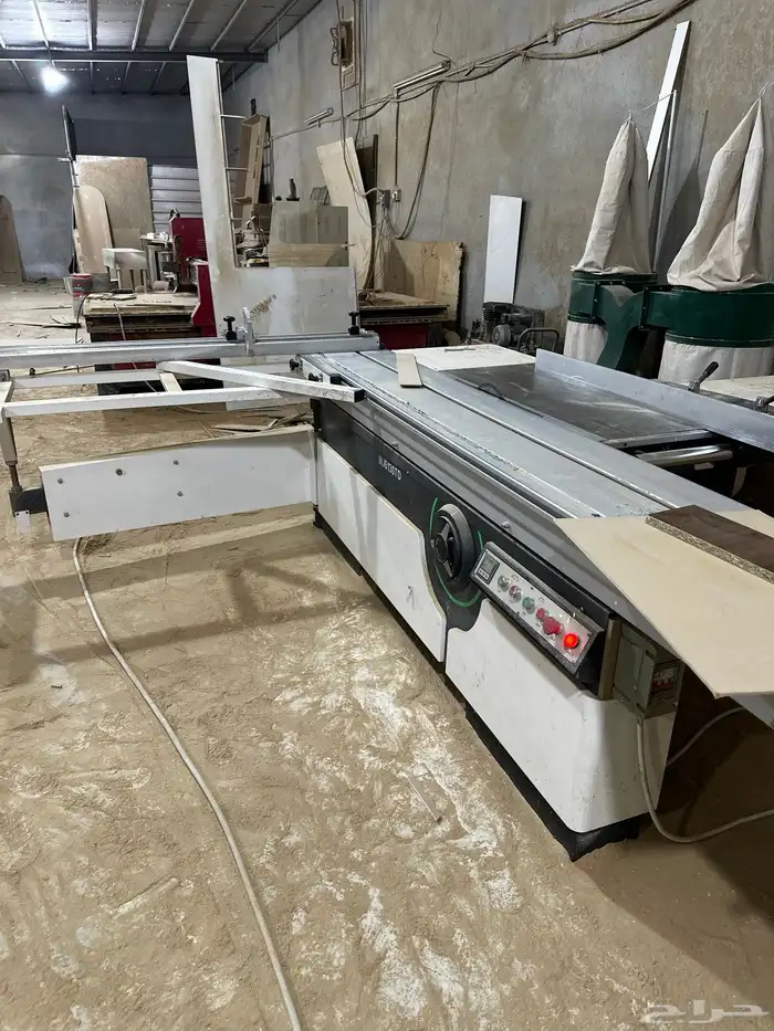 خدمات لصق شريط pvc وقص الواح وراوتر Cnc كمبيوتر 1