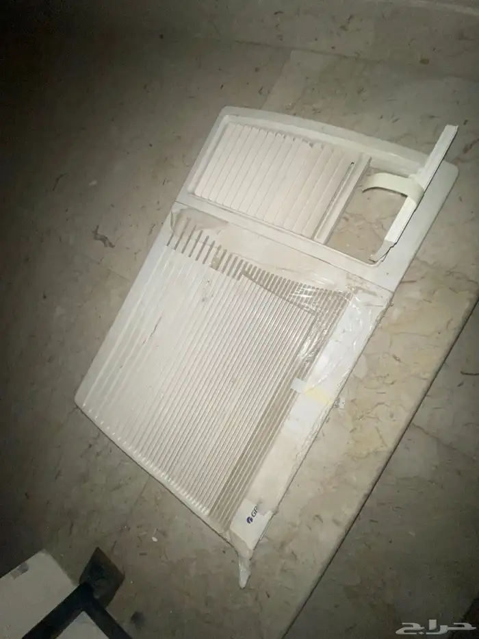 وجه كامل مع فلتر مكيف قري شباك 3