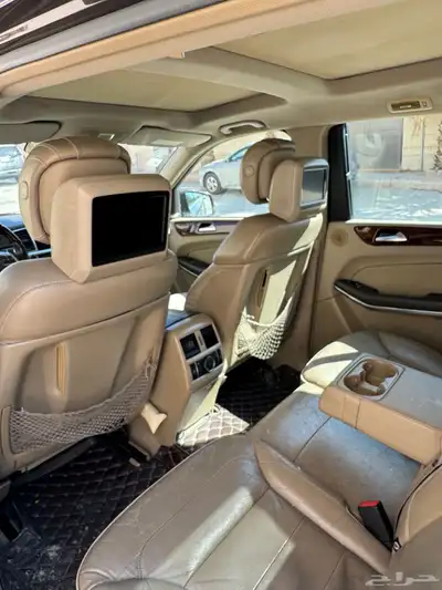 مرسيدس 500 GL 2013 index