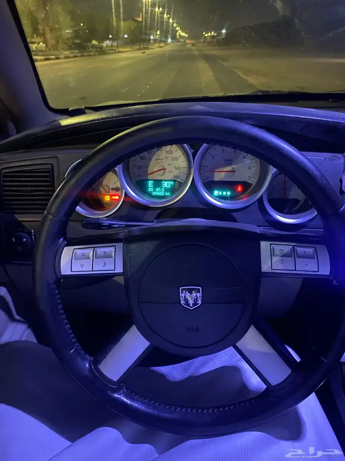 دودج تشارجر 2006 RT 8 سلندر 4