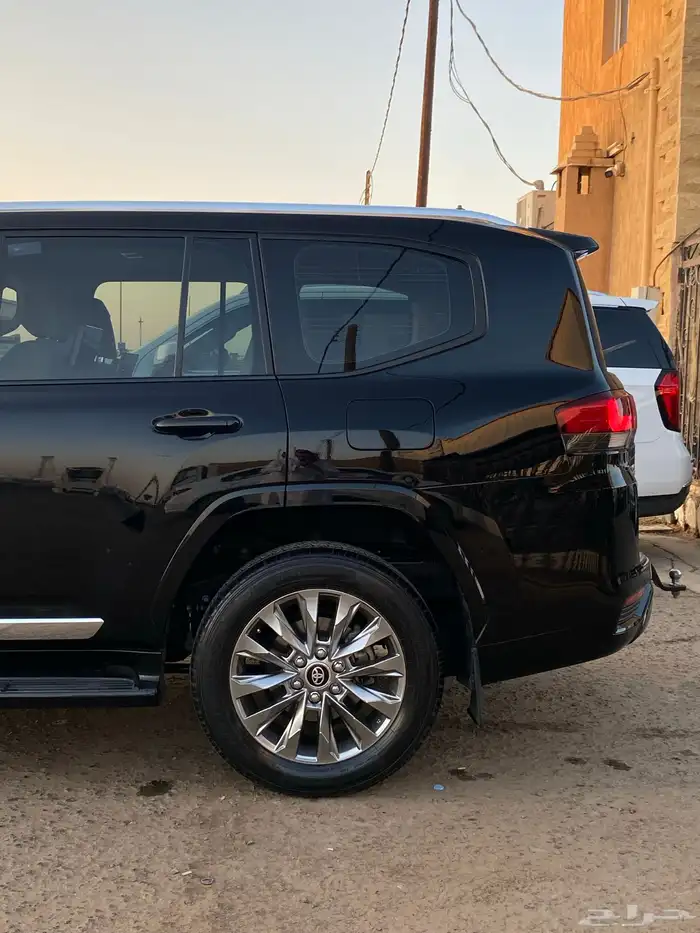 ( تم البيع ) تويوتا جكسار 2022 L4 وكالة نظيف جدا 3
