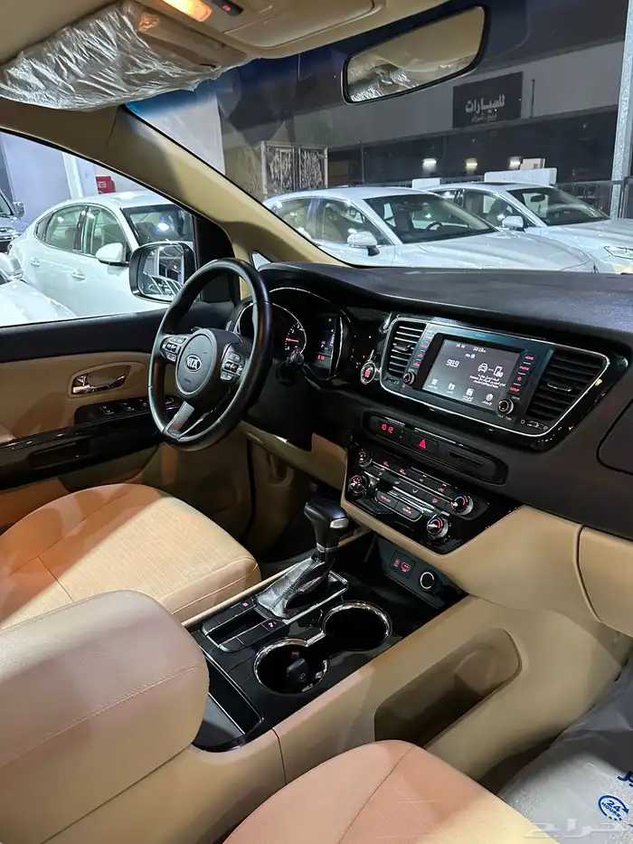 كيا كارنيفال فل 2020 تم البيع 41