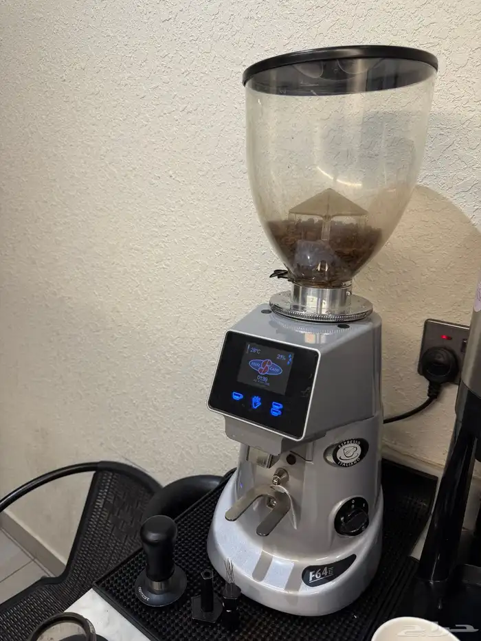 مطحنة قهوة احترافية Mazzer K64E Electronic   صناعة إيطالي 0