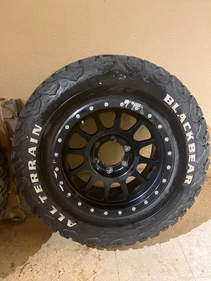 للبيع كفرات حجرية مع الجنوط 5