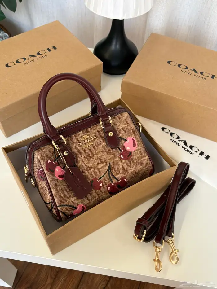 شنط كوتش شنط نسائيه شامل التوصيل ودفع عند الاستلام 28