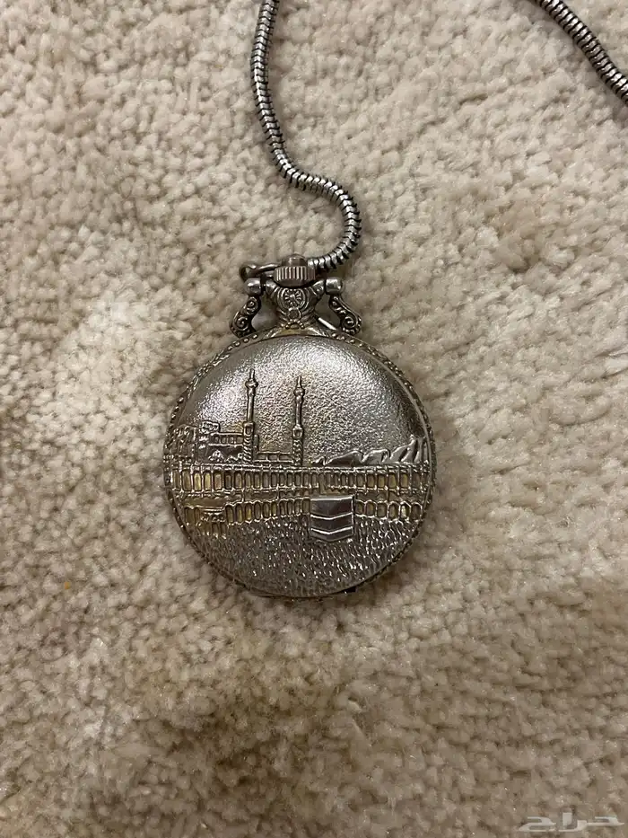 ساعة عمرها اكثر من 40 سنه من مكة المكرمه 2