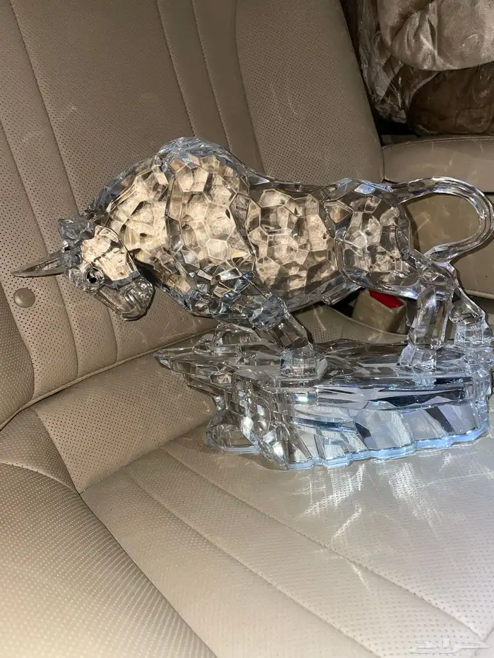 4 تحف ديكور للبيع بالريآض تنفع للمكتب 0