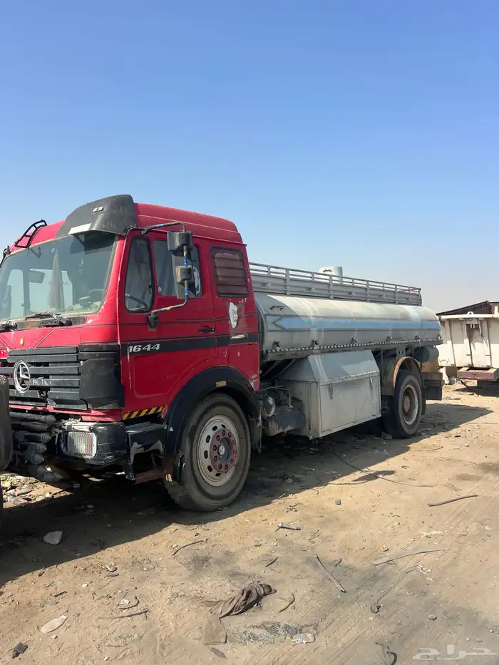 لوري عايدي 0