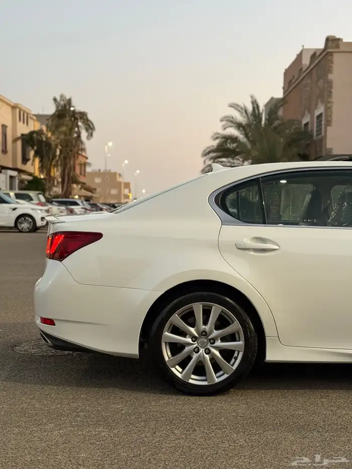 لكزس GS 2014 5