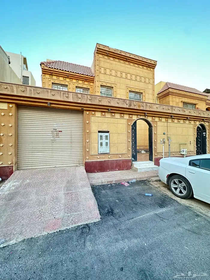 للايجار دور أرضي بحي اشبيلة مفروش ب67 19