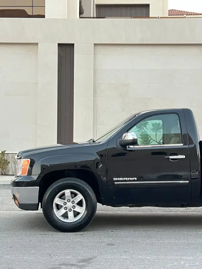 جمس سييرا 2013 z71 فل دبل ( اسود ) 1