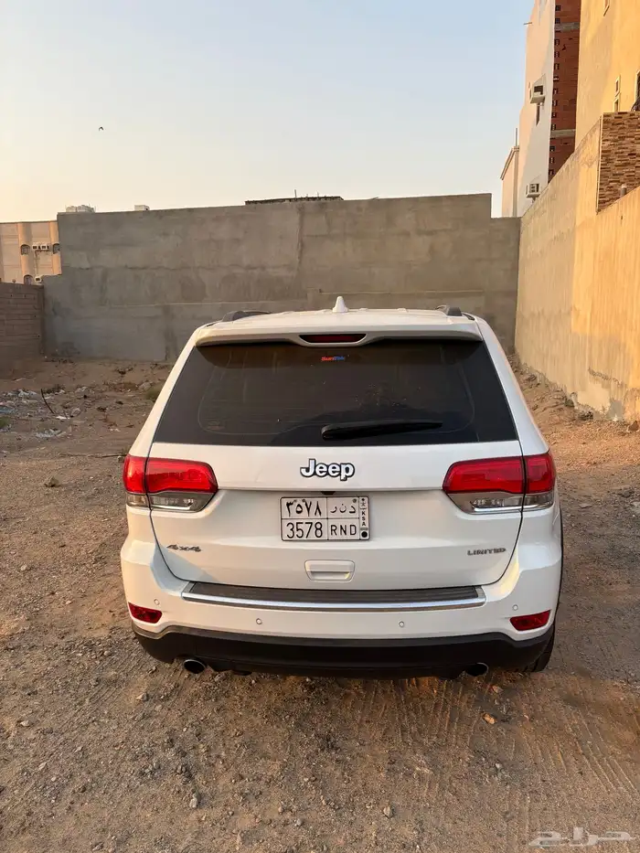 جيب شروكي 2017 ليمتد 7