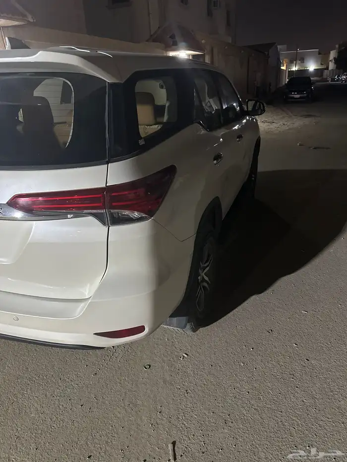 جيب فورشنر المديل 2018 اللون ابيض ماشي 256الف مالك اول 0
