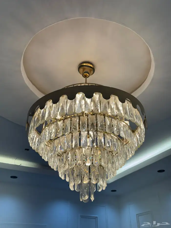 ثريا او نجفه متعددة الالوان 1