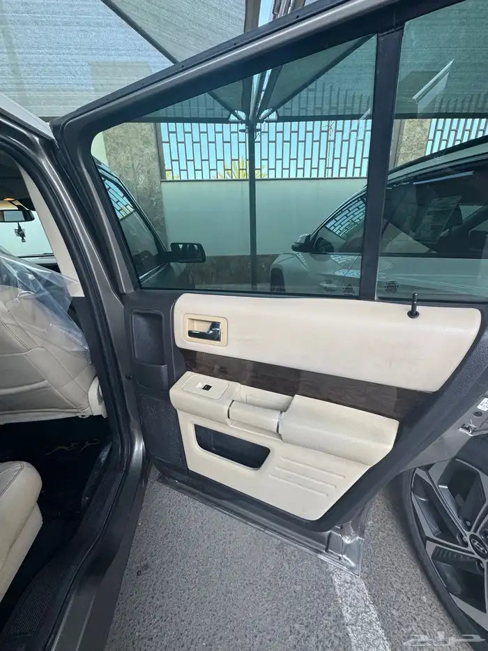 فورد فلكس فل كامل 8