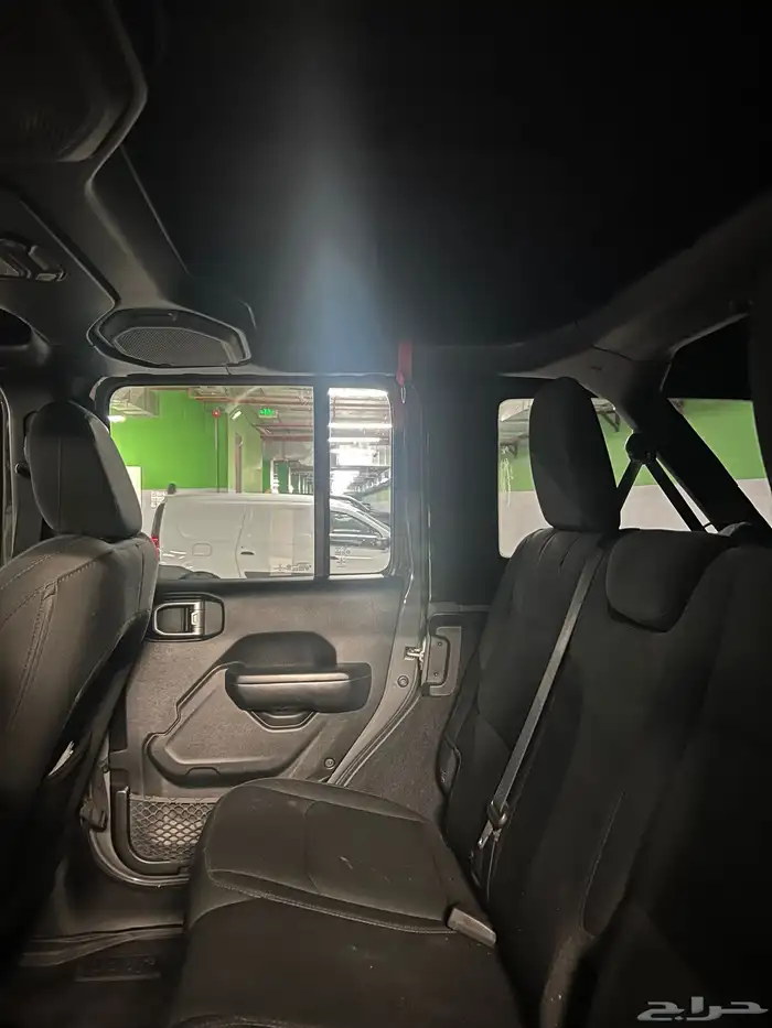 Jeep Wrangler jl Sport 2019 V6 7