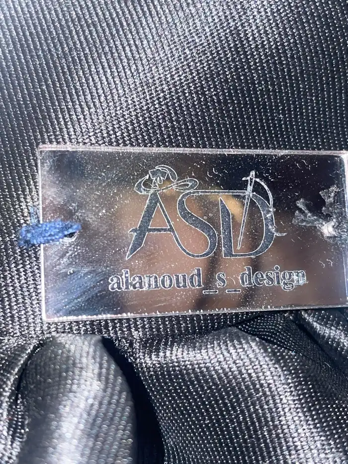 فستان أطفال من مصممة مقاس 12 أو xs نضيف الاستعمال مرة واحد 1