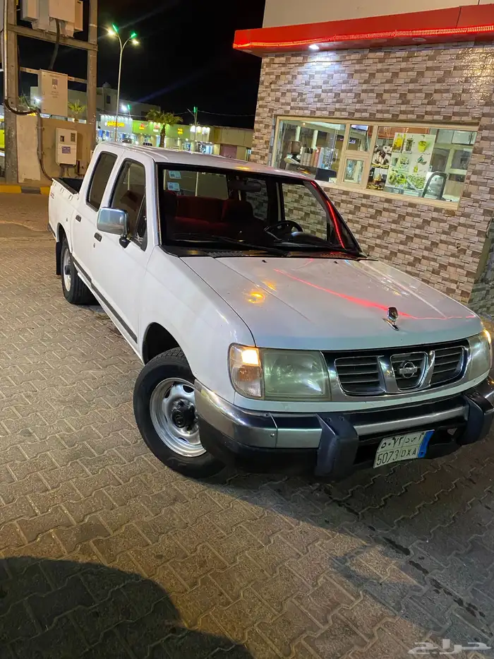نيسان ددتسن حاله ممتازه 2001 1