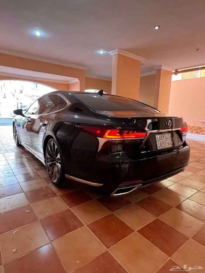 لكزس LS 500 2018 فل 15