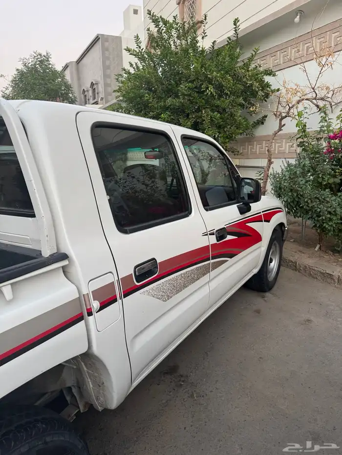 هايلوكس 2001 قمه النظافه GLX 4