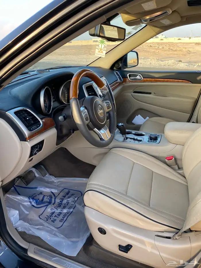 جراند شروكي 2011 6