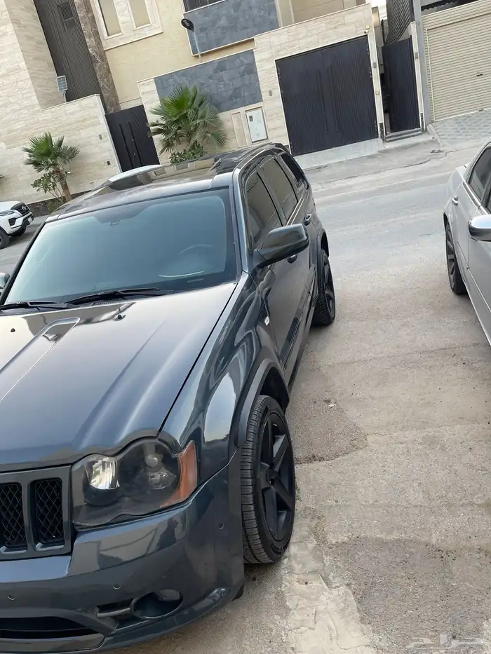 للبيع قراند شروكي srt 2008 0