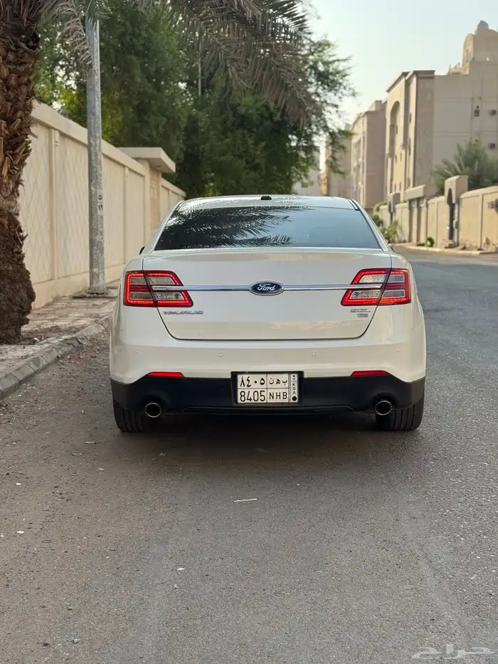 للبيع فورد تورس 2013 نص فل 3