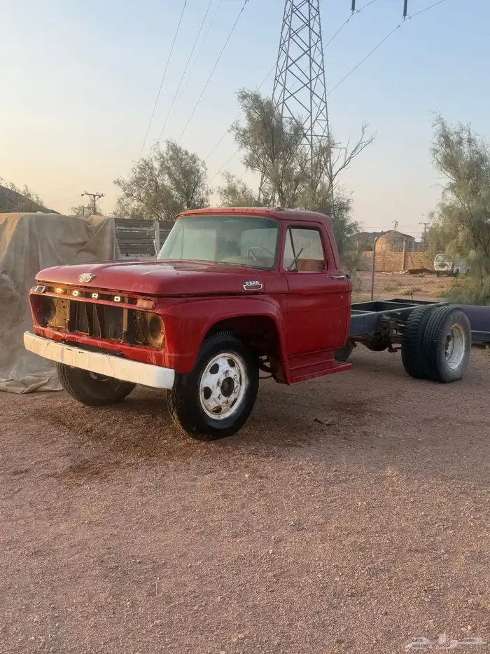 لوري فورد 1966 0