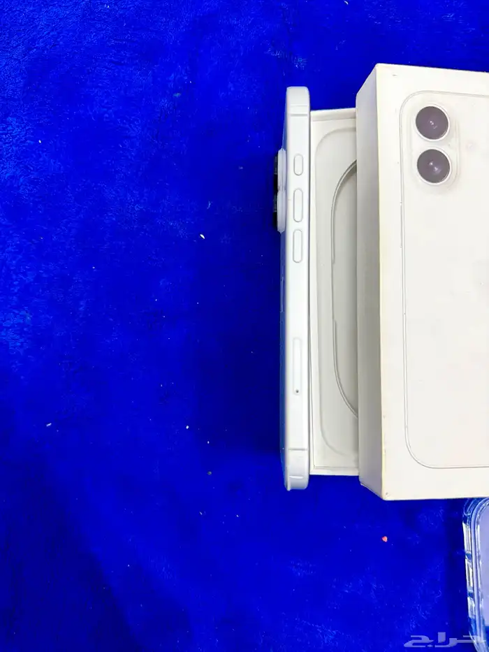 ايفون  16 العادي 4