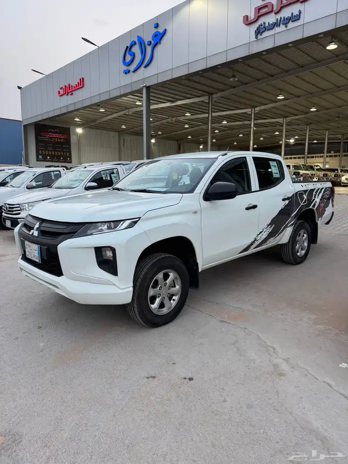 متسوبيشي 2022 1