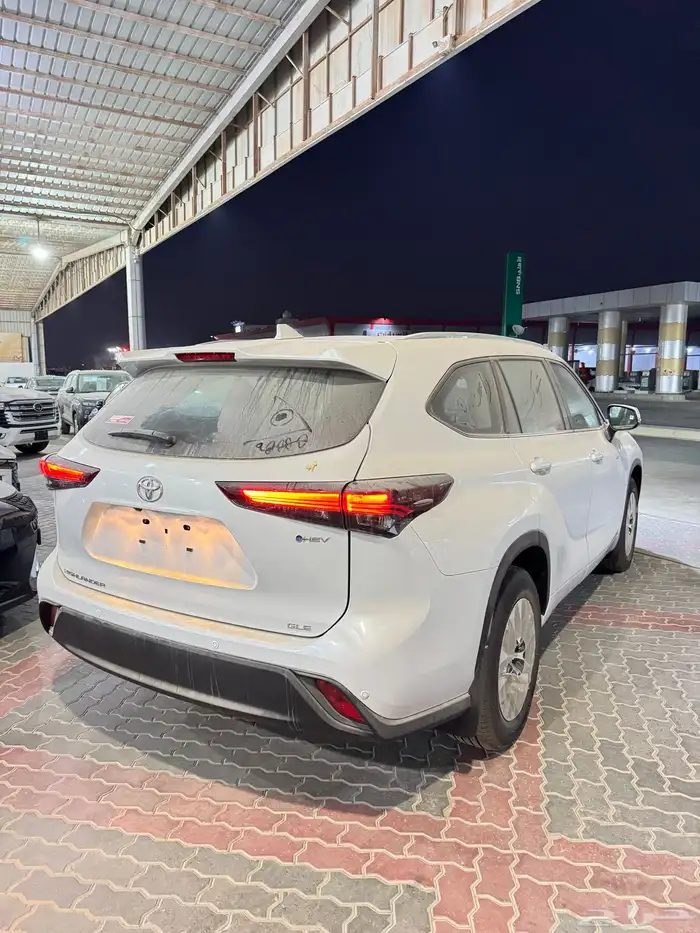تويوتا هايلاندر GLE هايبرد 2025 2