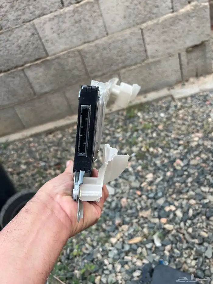 قطع للاندكروزر من موديل 2016 10