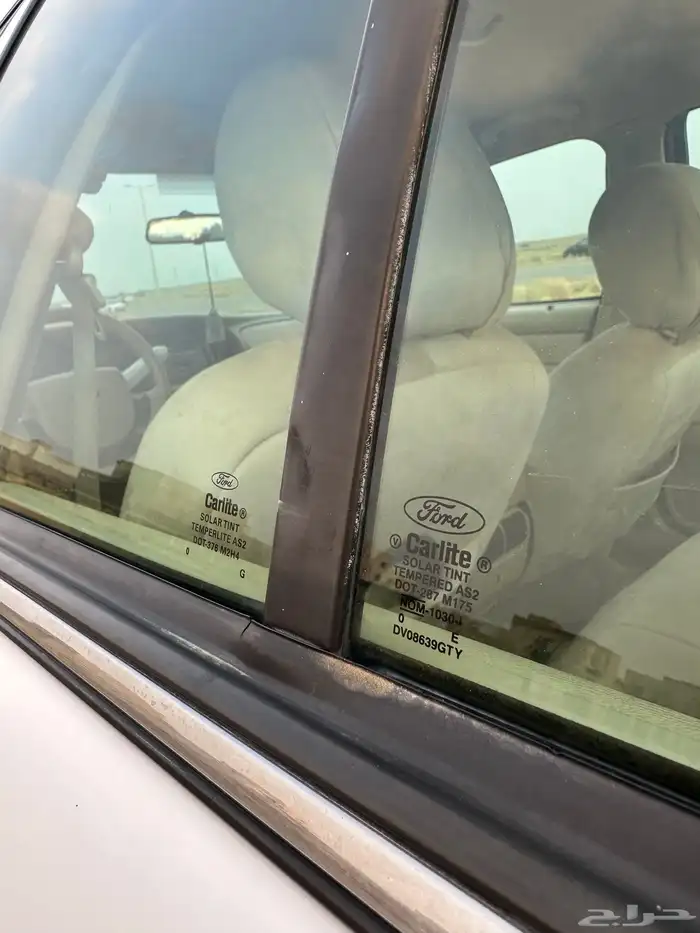 فورد كراون فاكتوريا 2011 22