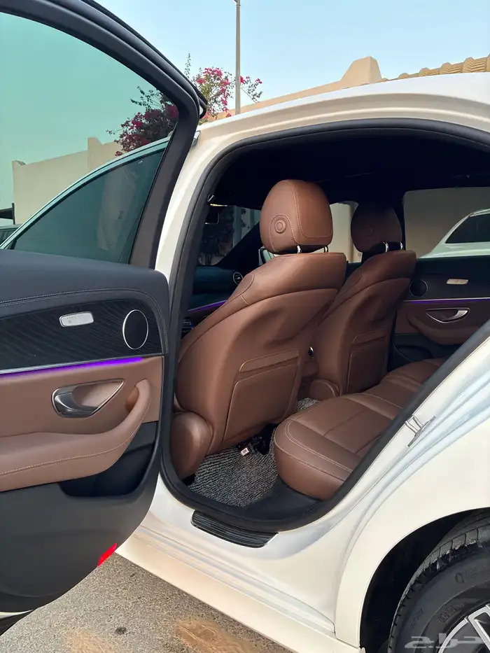 مرسيدس E250 وارد كوري موديل 2023 موجودة بدبي 13
