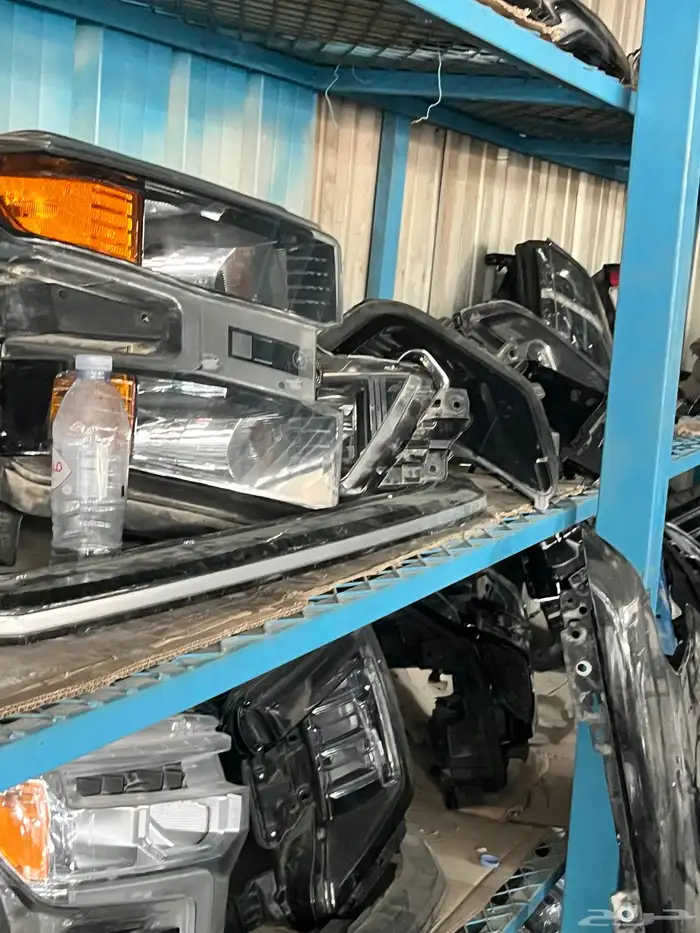 يوجد لدينا جميع قطع غيار السيارات المستعمله 9