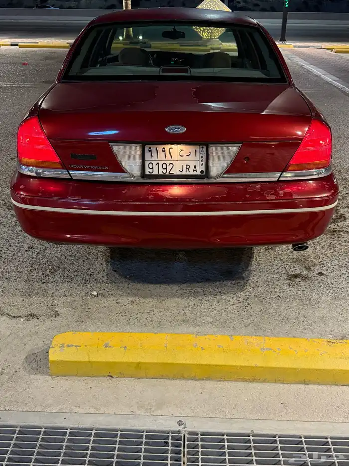 فورد فكتوريا 1998 0