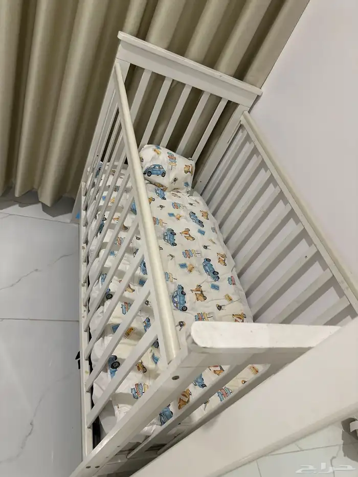 سرير أطفال مع مرتبه نوعيه ممتازه 0