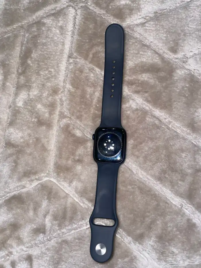 ساعة ابل الاصدار 8 4