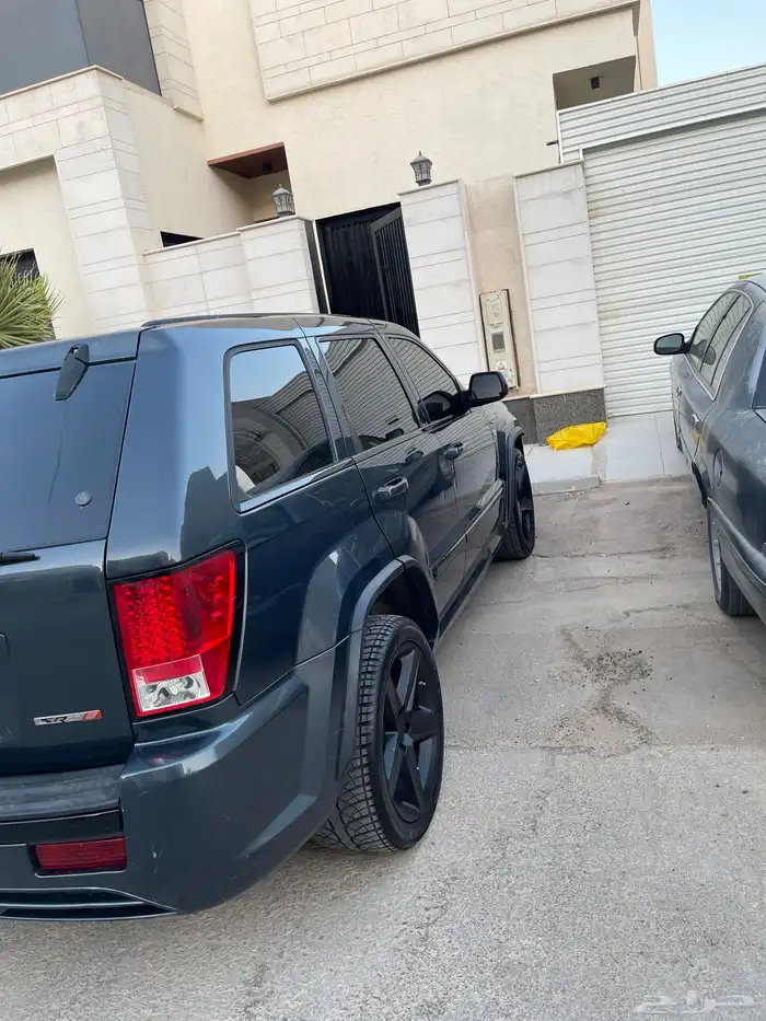 للبيع قراند شروكي srt 2008 2