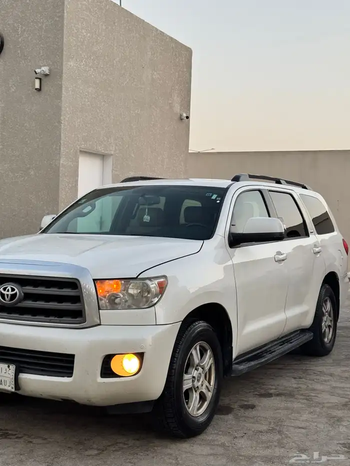 تويوتا سكويا 2016 المالك الأول من الوكالة 0