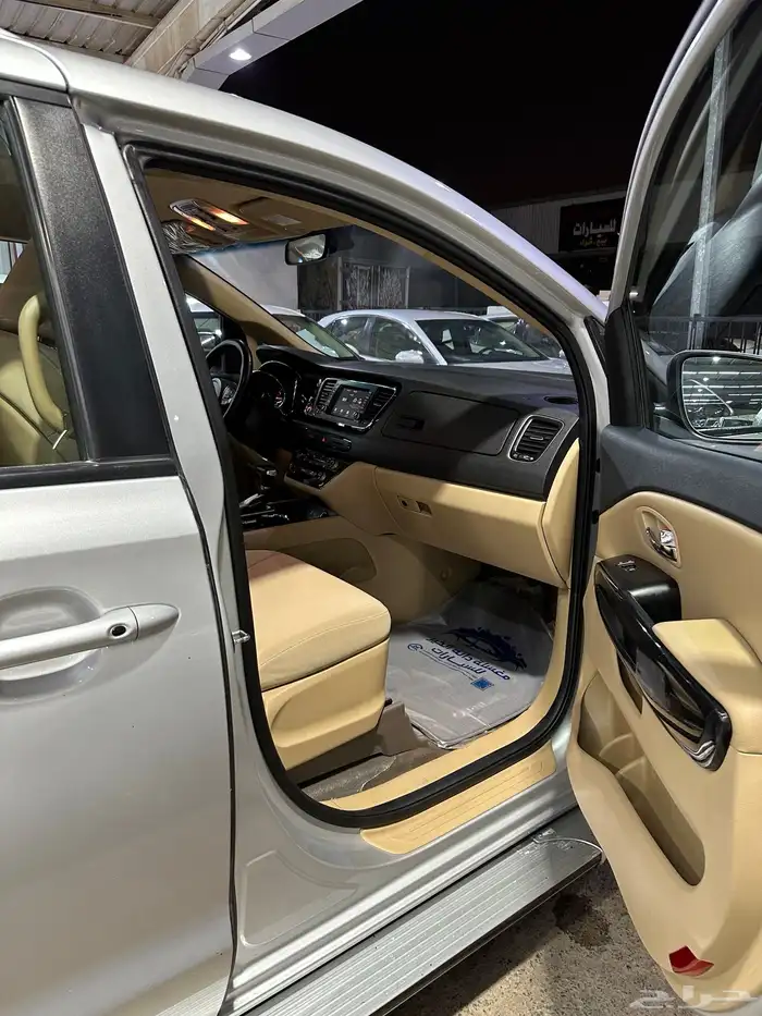 كيا كارنيفال فل 2020 تم البيع 35